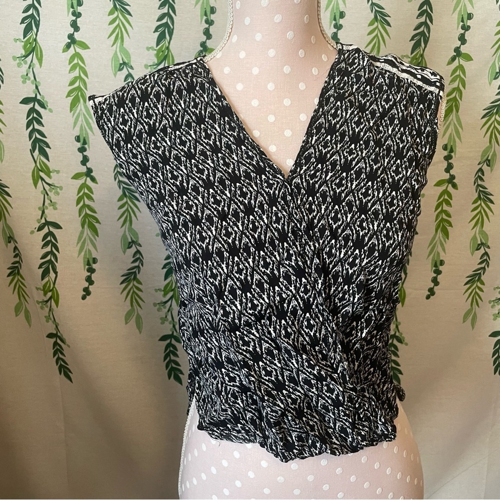 Size XS Max Studio Blouse C2